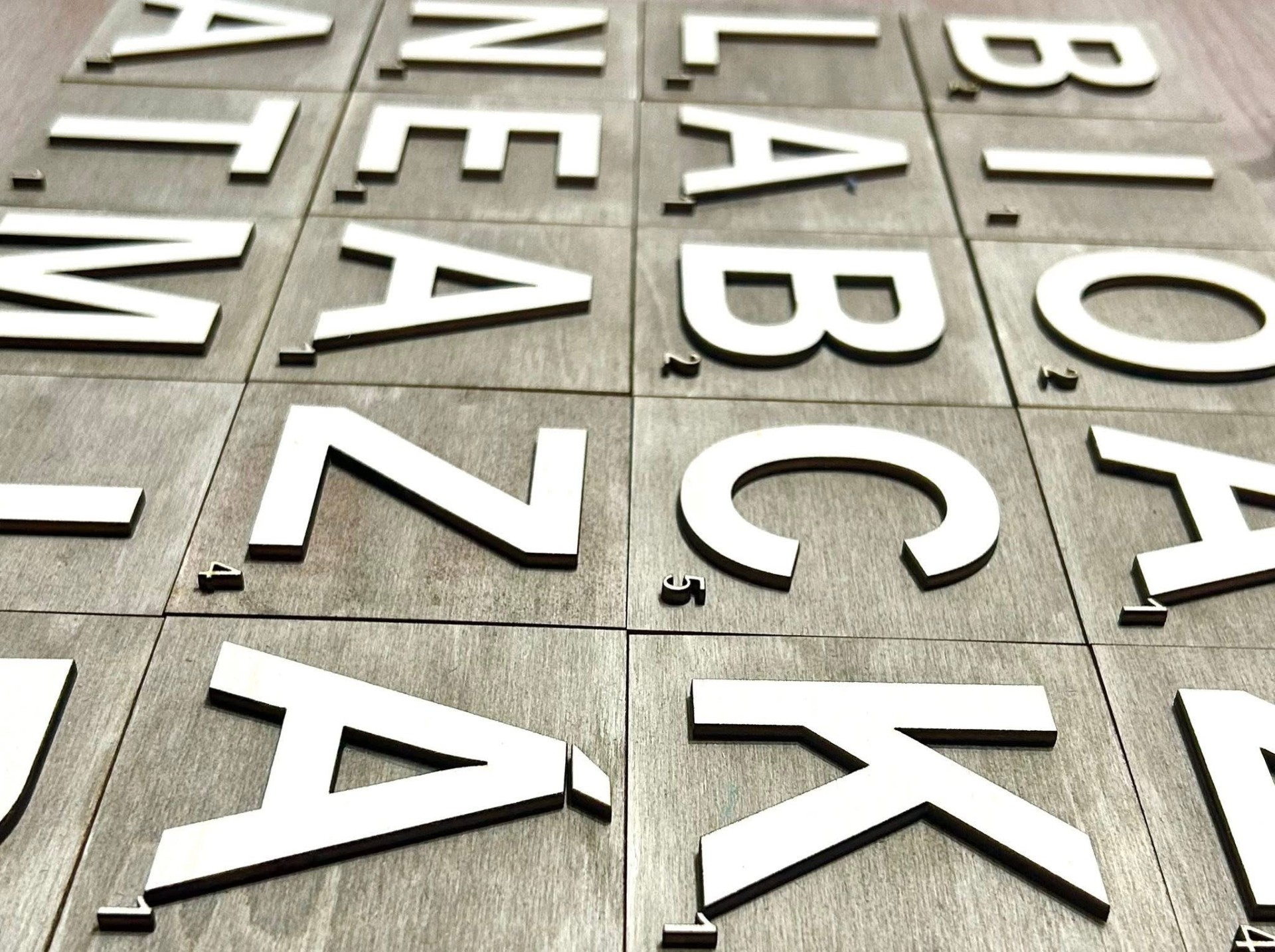 Scrabble betű